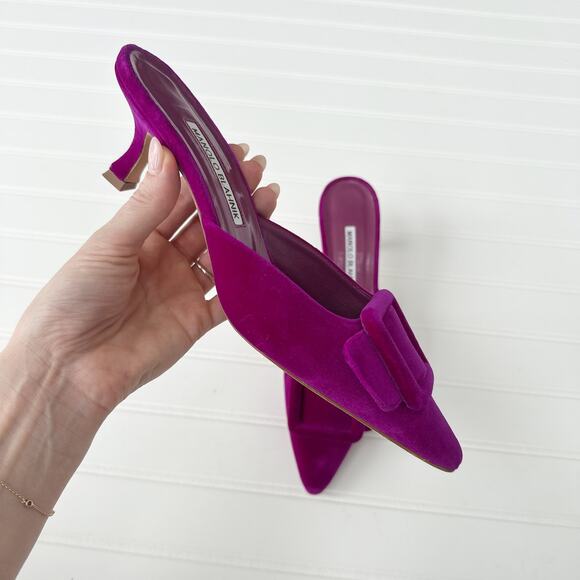 Manolo Blahnik Maysale 50 Purple Jewel Velvet Buckle Mules Pointed Toe Size 37.5 - Picture 3 of 7
